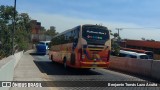 Pullman Bus 521 na cidade de Estación Central, Santiago, Metropolitana de Santiago, Chile, por Benjamín Tomás Lazo Acuña. ID da foto: :id.