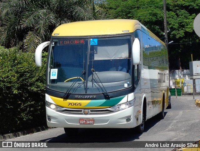 Empresa Gontijo de Transportes 7065 na cidade de Salvador, Bahia, Brasil, por André Luiz Araujo Silva. ID da foto: 10762609.