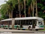 Via Sudeste Transportes S.A. 5 2723 na cidade de São Paulo, São Paulo, Brasil, por Victor Oliveira Santos. Número da foto: #:id.