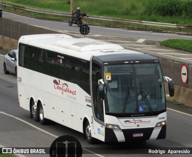 Confidence Turismo 22000 na cidade de Aparecida, São Paulo, Brasil, por Rodrigo  Aparecido. ID da foto: 10766186.