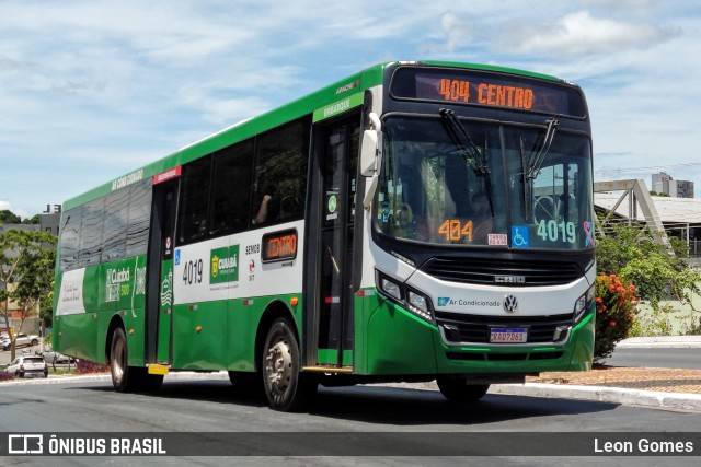 Integração Transportes 4019 na cidade de Cuiabá, Mato Grosso, Brasil, por Leon Gomes. ID da foto: 10766827.