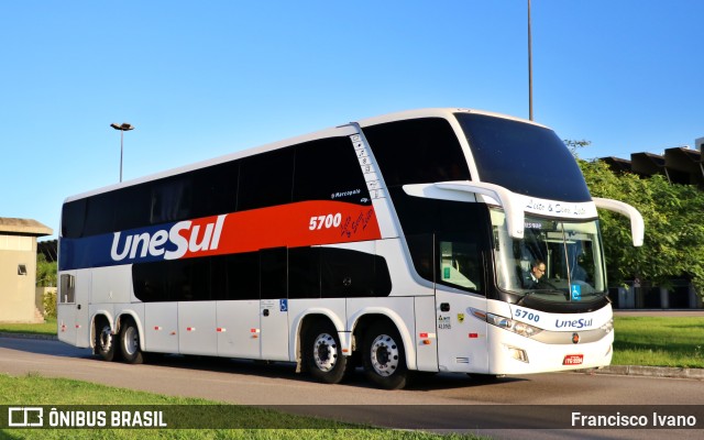 Unesul de Transportes 5700 na cidade de Florianópolis, Santa Catarina, Brasil, por Francisco Ivano. Número da foto: #10766583.