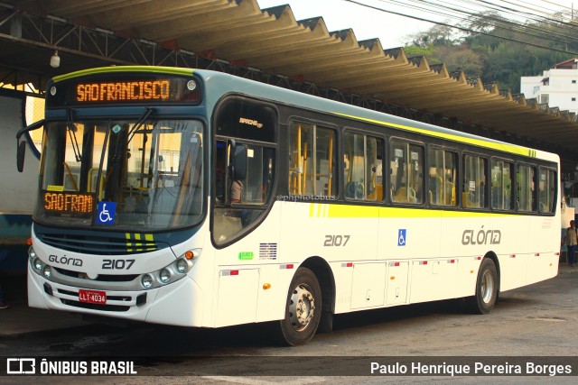 Expresso Glória 2107 na cidade de Valença, Rio de Janeiro, Brasil, por Paulo Henrique Pereira Borges. Número da foto: #10766637.
