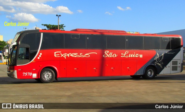 Expresso São Luiz 7570 na cidade de Goiânia, Goiás, Brasil, por Carlos Júnior. ID da foto: 10764046.