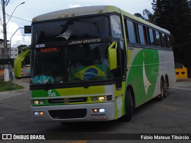 Eder Tur 340 na cidade de Três Corações, Minas Gerais, Brasil, por Fábio Mateus Tibúrcio. ID da foto: 10772621.