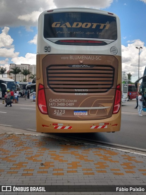 Auto Viação Gadotti 5123 na cidade de Barueri, São Paulo, Brasil, por Fábio Paixão. Número da foto: #10774299.