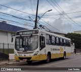 Empresa Metropolitana 703 na cidade de Jaboatão dos Guararapes, Pernambuco, Brasil, por Luan Timóteo. Número da foto: #:id.