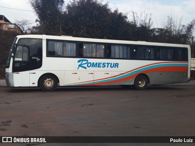 Romestur 4050 na cidade de Ouro Branco, Minas Gerais, Brasil, por Paulo Luiz. Número da foto: #10778871.