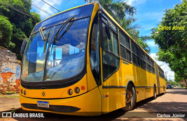 Ônibus Particulares 5720 na cidade de Goiânia, Goiás, Brasil, por Carlos Júnior. Número da foto: #10782396.