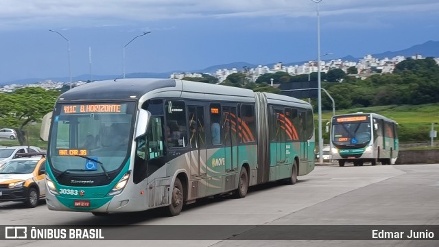 Expresso Luziense > Territorial Com. Part. e Empreendimentos 30383 na cidade de Belo Horizonte, Minas Gerais, Brasil, por Edmar Junio. ID da foto: 10783487.