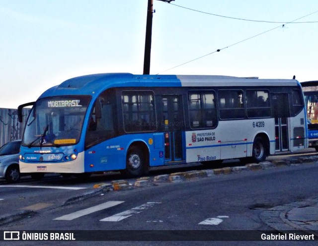 Viação Paratodos > São Jorge > Metropolitana São Paulo > Mobibrasil 6 4209 na cidade de Diadema, São Paulo, Brasil, por Gabriel Rievert. ID da foto: 10782899.