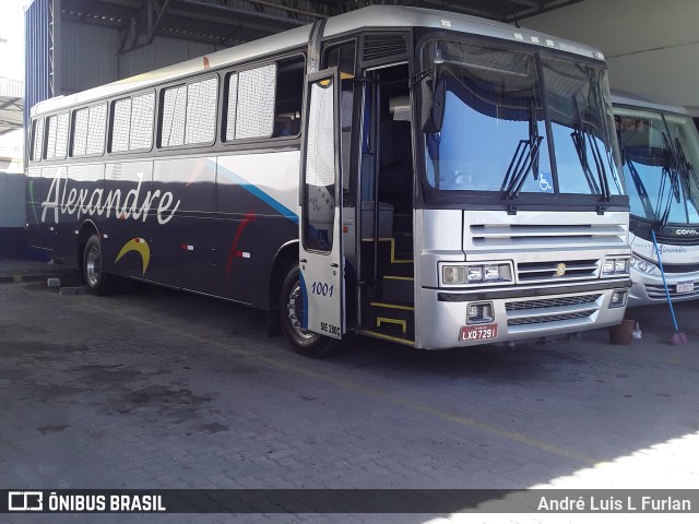 Alexandre Turismo 1001 na cidade de São José, Santa Catarina, Brasil, por André Luis L Furlan. ID da foto: 10784613.