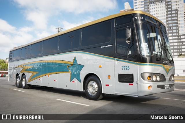 Ônibus Particulares 7728 na cidade de Barueri, São Paulo, Brasil, por Marcelo Guerra. Número da foto: #10784582.