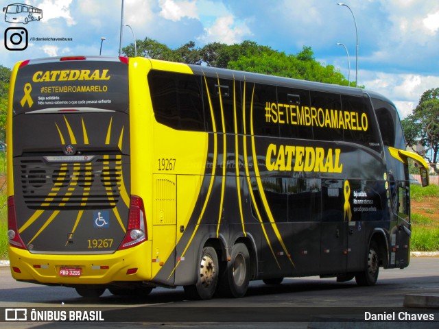 Catedral Turismo 19267 na cidade de Brasília, Distrito Federal, Brasil, por Daniel Chaves. Número da foto: #10784665.