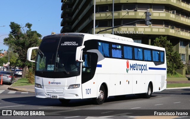 Grupo Metropol 101 na cidade de Ciudad Autónoma de Buenos Aires, Argentina, por Francisco Ivano. Número da foto: #10787858.