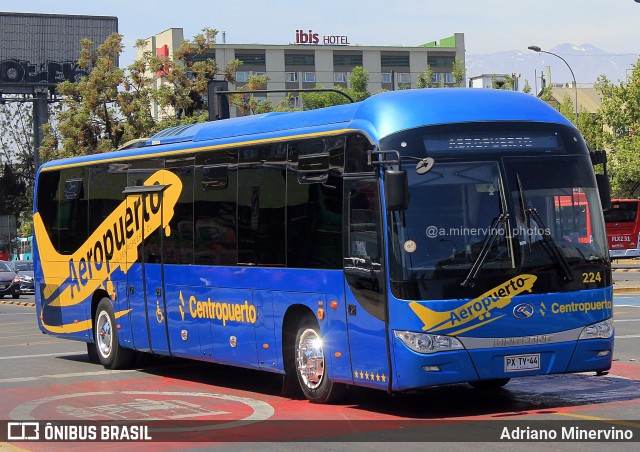 Centropuerto 224 na cidade de Santiago, Santiago, Metropolitana de Santiago, Chile, por Adriano Minervino. Número da foto: #10787919.