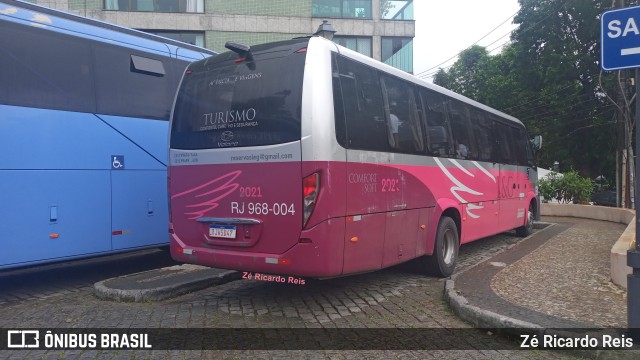 Agência de Viagens L&G Turismo 2021 na cidade de Petrópolis, Rio de Janeiro, Brasil, por Zé Ricardo Reis. ID da foto: 10792060.