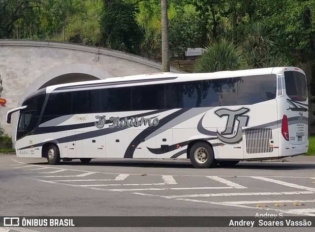 TJ Turismo 4444 na cidade de Santos, São Paulo, Brasil, por Andrey  Soares Vassão. ID da foto: 10791445.