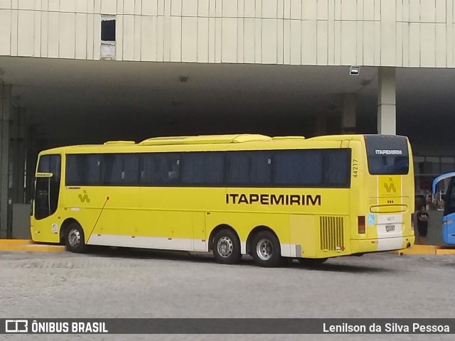 Viação Itapemirim 44217 na cidade de Caruaru, Pernambuco, Brasil, por Lenilson da Silva Pessoa. Número da foto: #10792132.