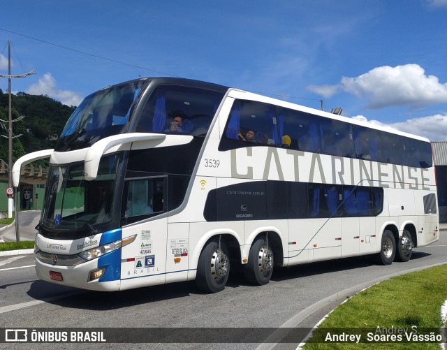 Auto Viação Catarinense 3539 na cidade de Santos, São Paulo, Brasil, por Andrey  Soares Vassão. Número da foto: #10791449.