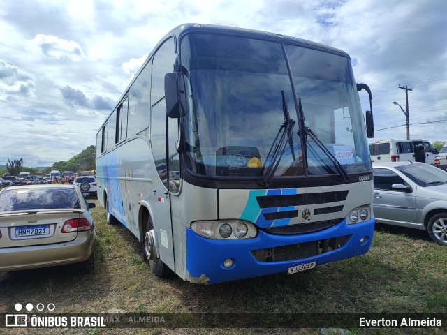Ônibus Particulares KJJ3289 na cidade de Pão de Açúcar, Alagoas, Brasil, por Everton Almeida. Número da foto: #10732740.