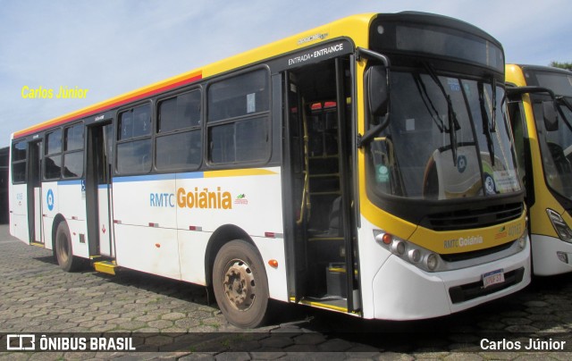 COOTEGO - Cooperativa de Transportes do Estado de Goiás 40165 na cidade de Goiânia, Goiás, Brasil, por Carlos Júnior. ID da foto: 10795948.