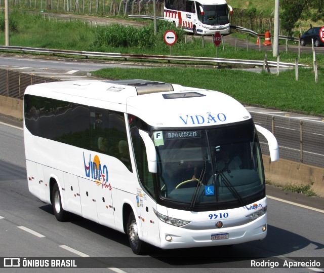 Vidão Tur - Dotocel Turismo 9510 na cidade de Aparecida, São Paulo, Brasil, por Rodrigo  Aparecido. ID da foto: 10794456.