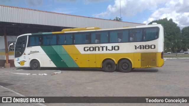 Empresa Gontijo de Transportes 14180 na cidade de Jeremoabo, Bahia, Brasil, por Teodoro Conceição. ID da foto: 10796669.