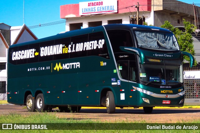 Viação Motta 18019 na cidade de Cascavel, Paraná, Brasil, por Daniel Budal de Araújo. Número da foto: #10796447.