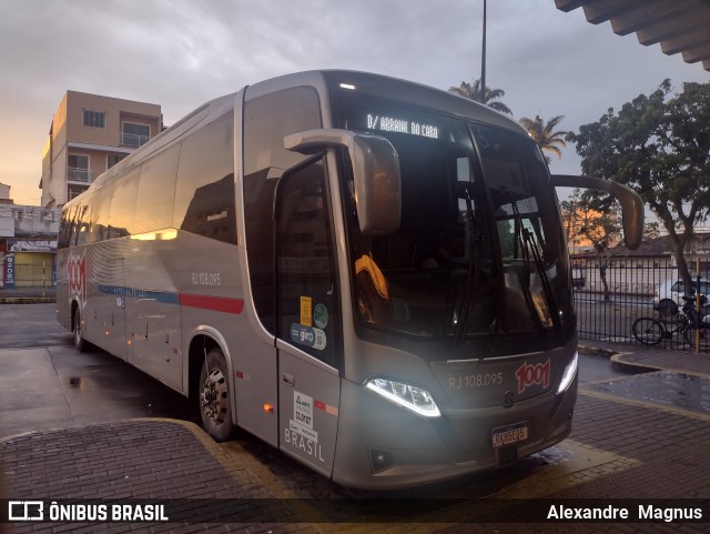 Auto Viação 1001 RJ 108.095 na cidade de Macaé, Rio de Janeiro, Brasil, por Alexandre  Magnus. ID da foto: 10800129.