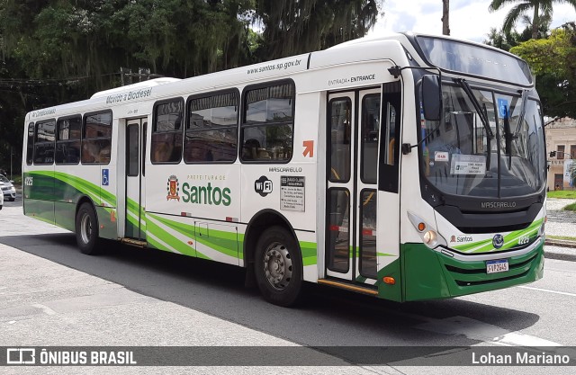 Viação Piracicabana Santos 4225 na cidade de Santos, São Paulo, Brasil, por Lohan Mariano. ID da foto: 10803724.