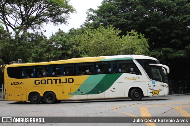 Empresa Gontijo de Transportes 18265 na cidade de São Paulo, São Paulo, Brasil, por Julio Cesar Euzebio Alves. ID da foto: 10804701.