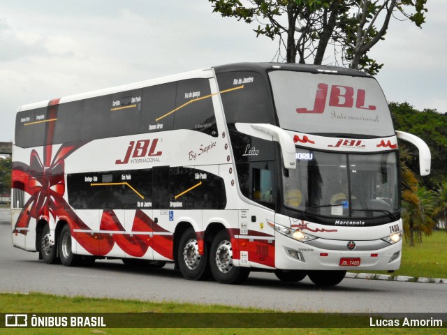 JBL Turismo 7400 na cidade de Florianópolis, Santa Catarina, Brasil, por Lucas Amorim. ID da foto: 10804155.