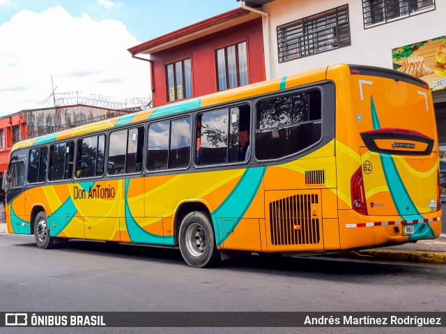 Tranportes San Gabriel de Aserrí 62 na cidade de Catedral, San José, San José, Costa Rica, por Andrés Martínez Rodríguez. Número da foto: #10807586.