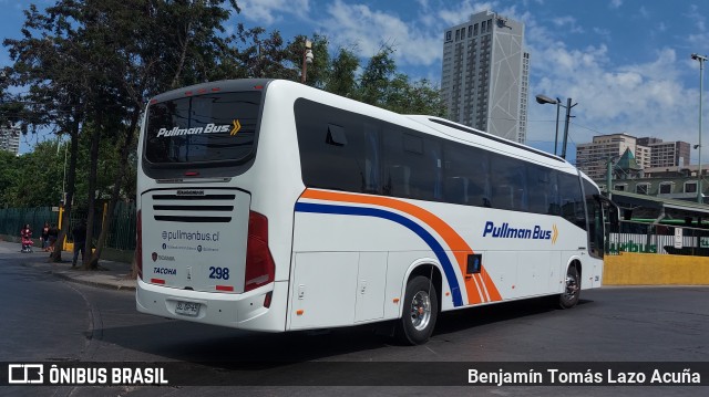 Pullman Bus 298 na cidade de Estación Central, Santiago, Metropolitana de Santiago, Chile, por Benjamín Tomás Lazo Acuña. Número da foto: #10808155.