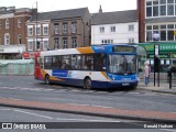 Stagecoach 33825 na cidade de Stockton on Tees, North Yorkshire, Inglaterra, por Donald Hudson. ID da foto: :id.