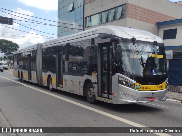 Viação Metrópole Paulista - Zona Leste 3 1161 na cidade de São Paulo, São Paulo, Brasil, por Rafael Lopes de Oliveira. Número da foto: #10811952.