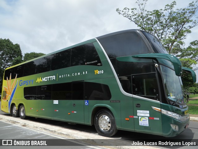 Viação Motta 19010 na cidade de Brasília, Distrito Federal, Brasil, por João Lucas Rodrigues Lopes. ID da foto: 10810620.