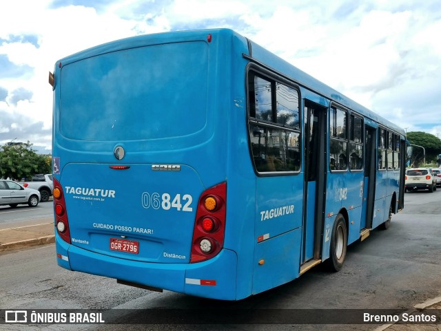 Taguatur - Taguatinga Transporte e Turismo 06842 na cidade de Taguatinga, Distrito Federal, Brasil, por Brenno Santos. Número da foto: #10813520.