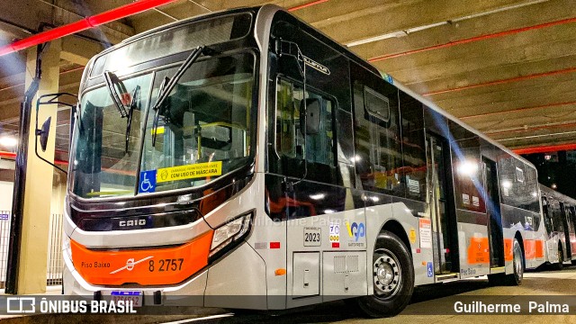 Viação Gato Preto 8 2757 na cidade de Osasco, São Paulo, Brasil, por Guilherme  Palma. ID da foto: 10736469.