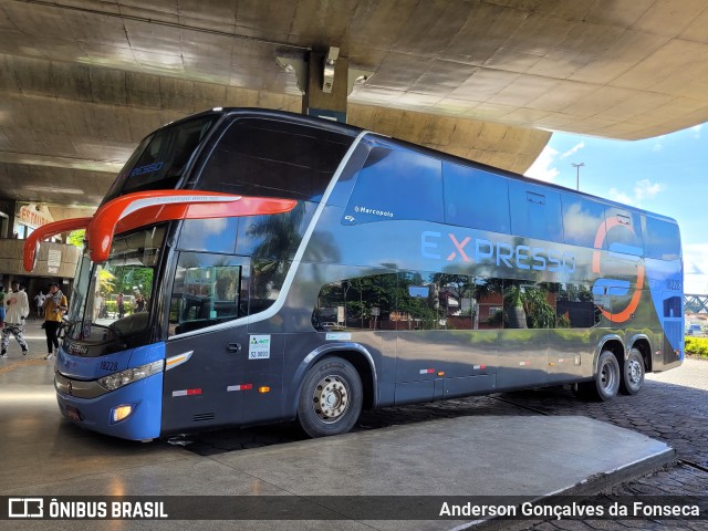 Expresso Transporte e Turismo Ltda. 18228 na cidade de Uberlândia, Minas Gerais, Brasil, por Anderson Gonçalves da Fonseca. ID da foto: 10827666.