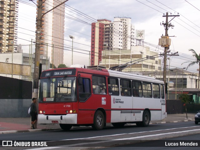 Himalaia Transportes > Ambiental Transportes Urbanos 4 1700 na cidade de São Paulo, São Paulo, Brasil, por Lucas Mendes. ID da foto: 10826676.