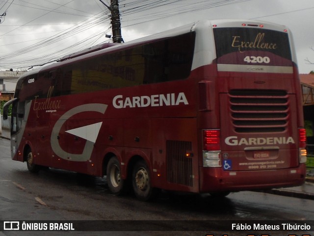 Expresso Gardenia 4200 na cidade de Três Corações, Minas Gerais, Brasil, por Fábio Mateus Tibúrcio. ID da foto: 10825467.