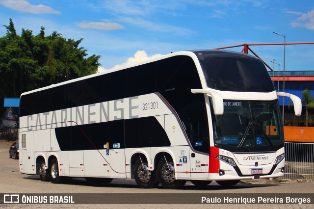 Auto Viação Catarinense 321301 na cidade de Resende, Rio de Janeiro, Brasil, por Paulo Henrique Pereira Borges. ID da foto: 10827885.