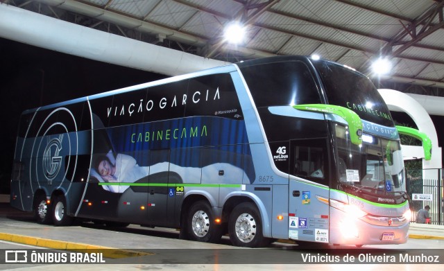 Viação Garcia 8675 na cidade de Marília, São Paulo, Brasil, por Vinicius de Oliveira Munhoz. Número da foto: #10828803.