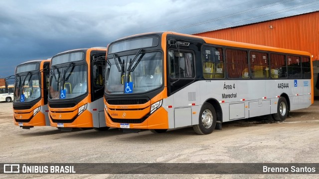 Auto Viação Marechal Brasília 445444 na cidade de Taguatinga, Distrito Federal, Brasil, por Brenno Santos. Número da foto: #10829846.