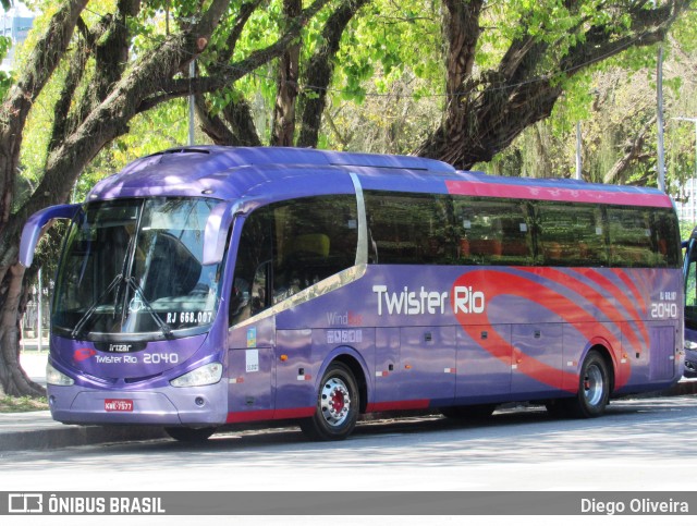 Twister Rio Transporte e Turismo 2040 na cidade de Rio de Janeiro, Rio de Janeiro, Brasil, por Diego Oliveira. Número da foto: #10831114.