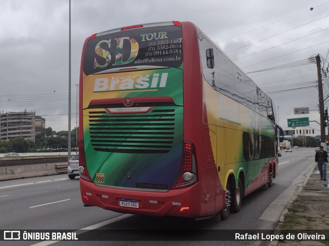 SD Tour 7000 na cidade de São Paulo, São Paulo, Brasil, por Rafael Lopes de Oliveira. Número da foto: #10738811.
