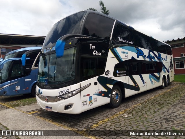 Pedra Azul Turismo 37000 na cidade de Cariacica, Espírito Santo, Brasil, por Marco Aurélio de Oliveira. Número da foto: #10741914.
