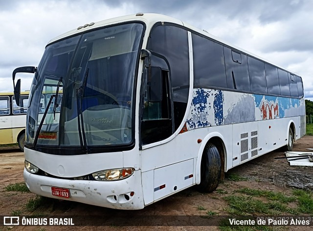 Ônibus Particulares 1693 na cidade de Santo Antônio do Monte, Minas Gerais, Brasil, por Vicente de Paulo Alves. ID da foto: 10738699.